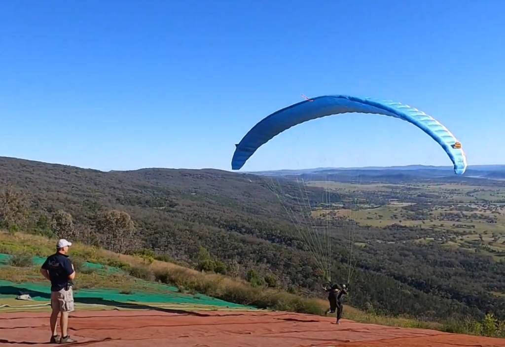 澳洲打工度假工作分享 飛行傘